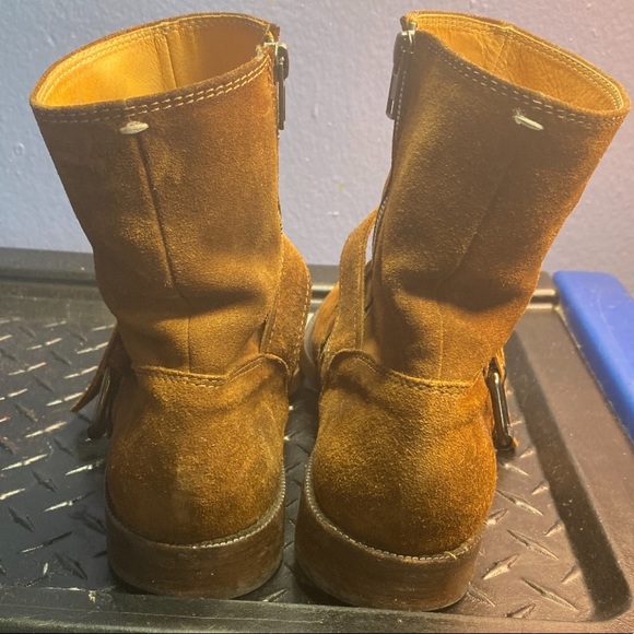 Excellent condition maison margiela suede boot